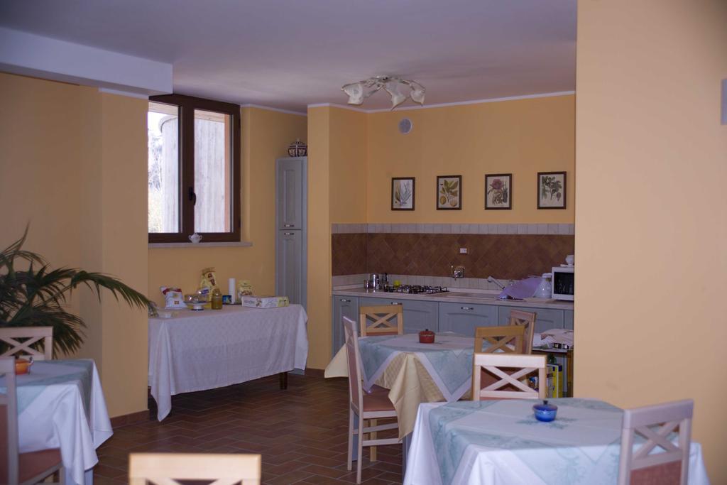 بيرودجا B&B Sole Luna المظهر الخارجي الصورة