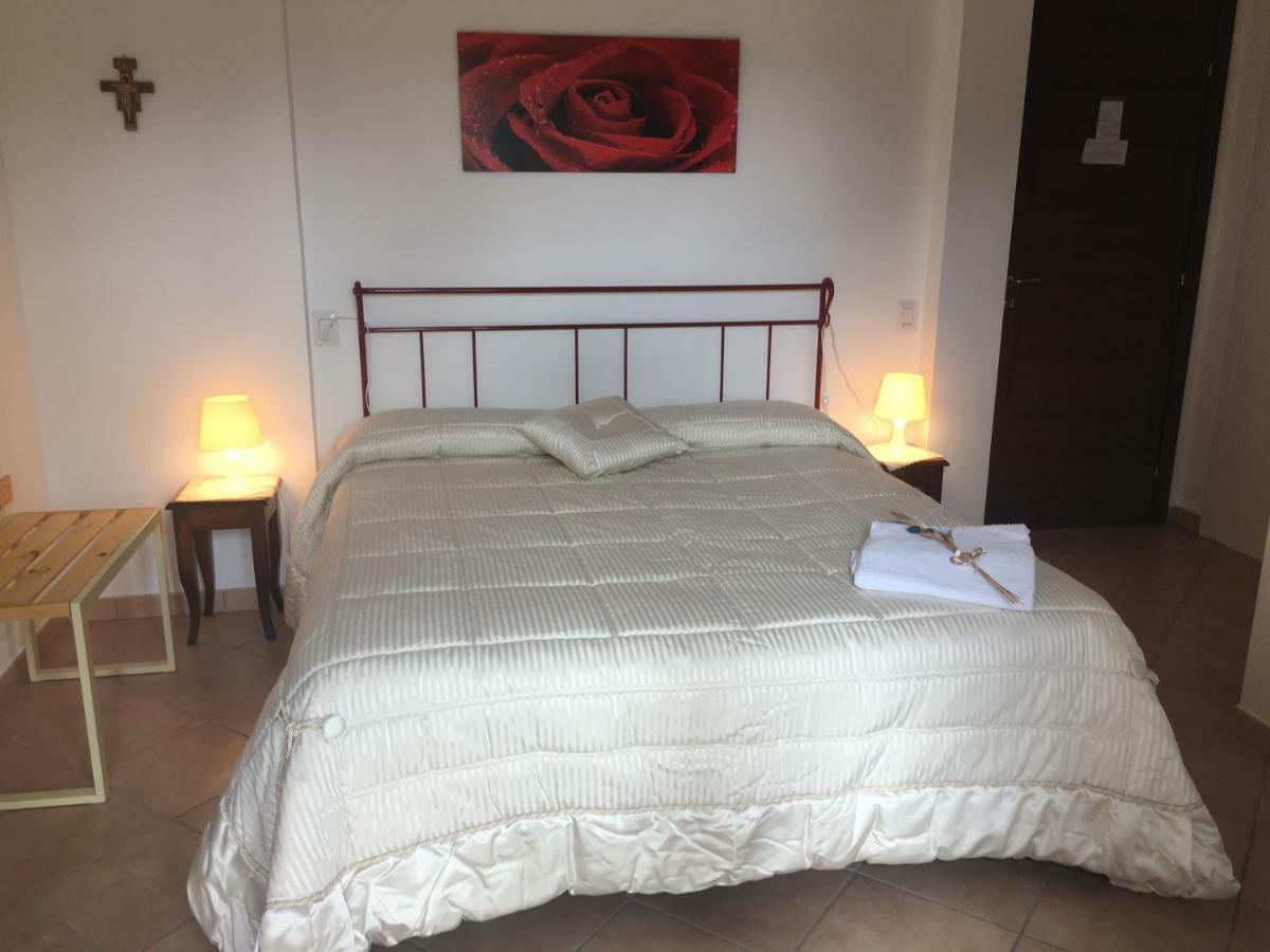 بيرودجا B&B Sole Luna المظهر الخارجي الصورة