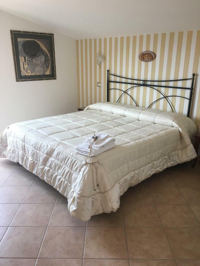بيرودجا B&B Sole Luna المظهر الخارجي الصورة