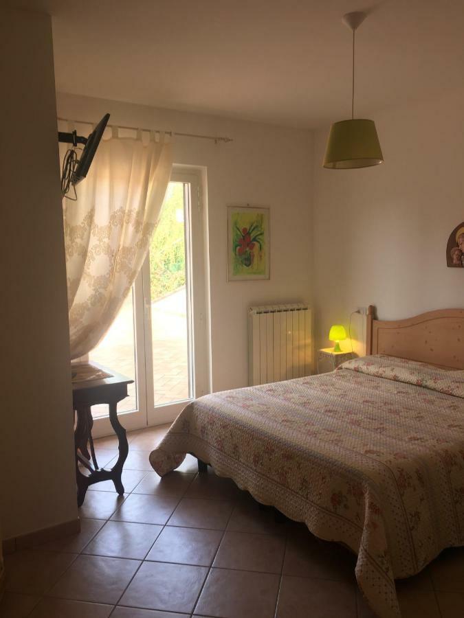 بيرودجا B&B Sole Luna المظهر الخارجي الصورة